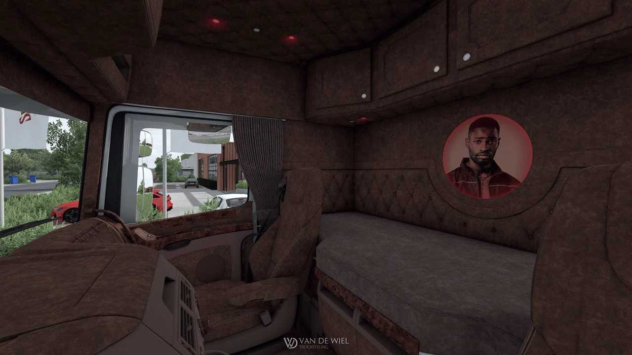 03.jpg