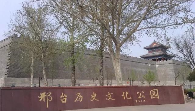 世界军用拖车系列五八：“长征”卡车，曾响彻神州大地的重卡中坚